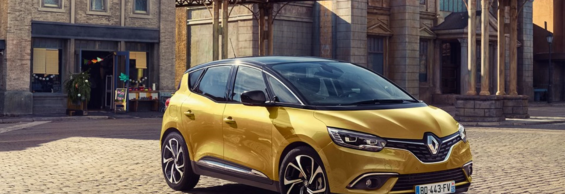 Renault previews new Scenic MPV